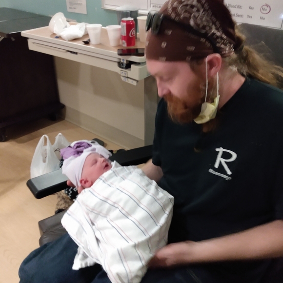 Meet your Posher, Dawn - Picture 7 of 16